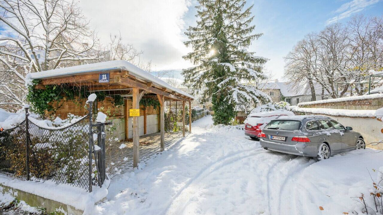 Photo of Outdoor in Modling
