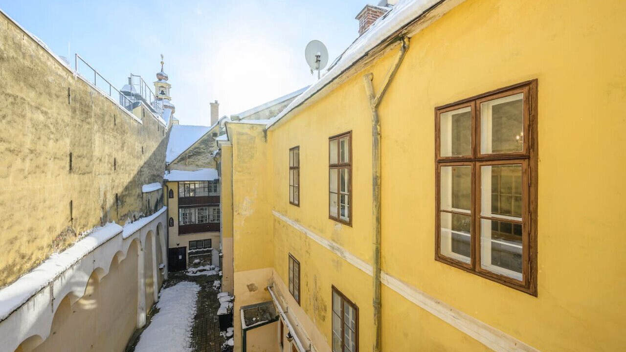 Photo of Outdoor in Modling