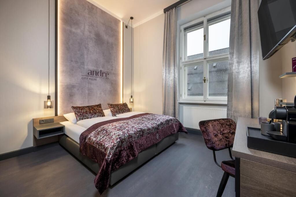 Photo of Bedroom in City Centre Salzburg