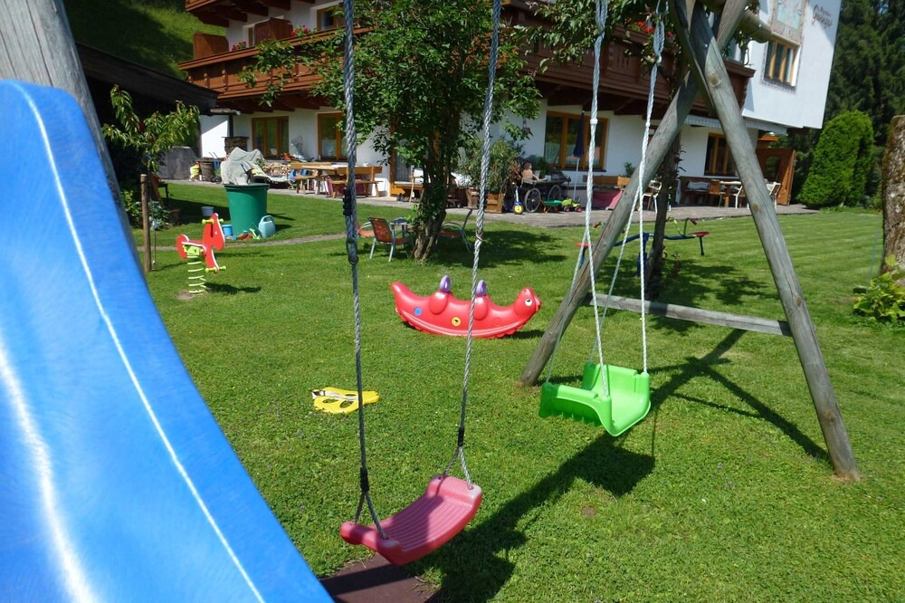 Photo of Others in Koessen