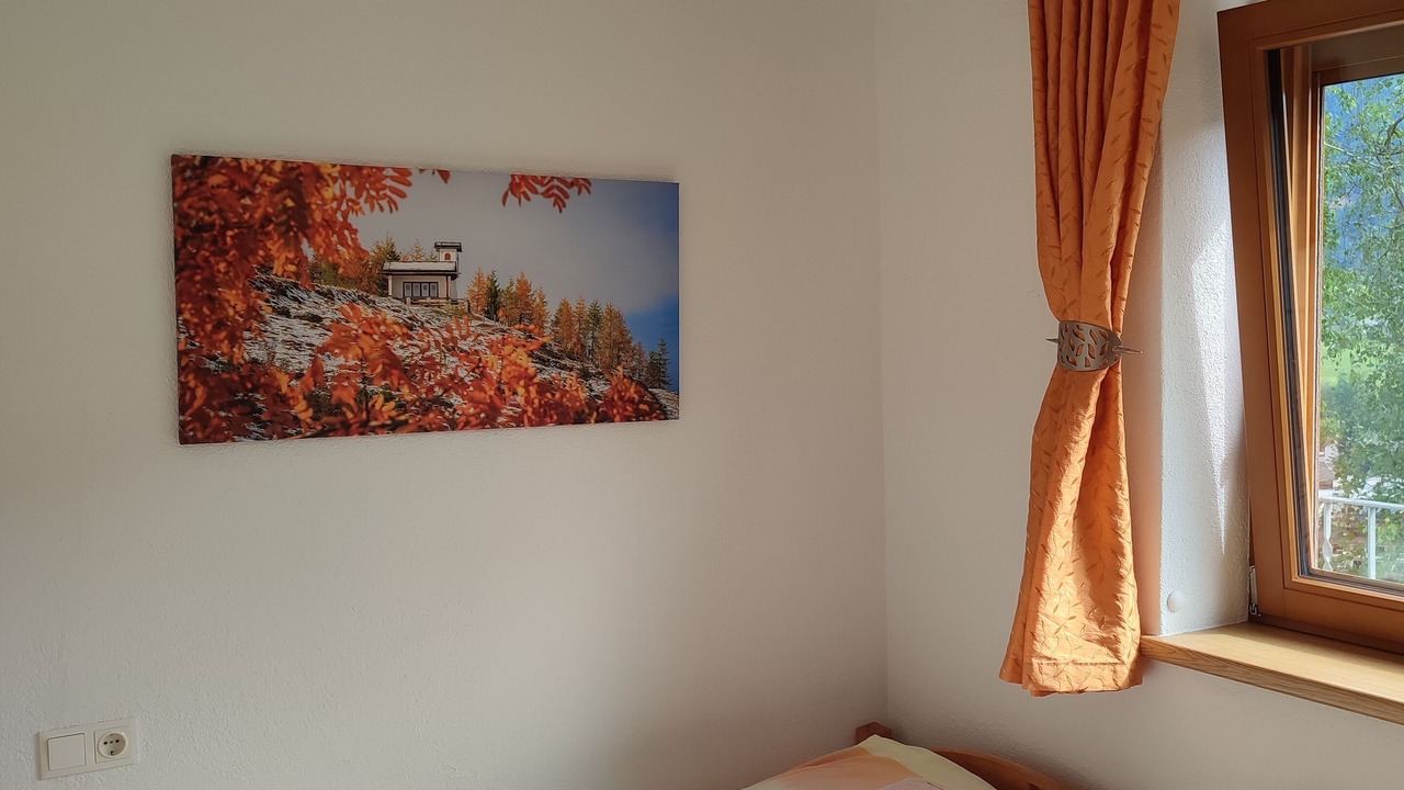 Photo of Bedroom in Emberg