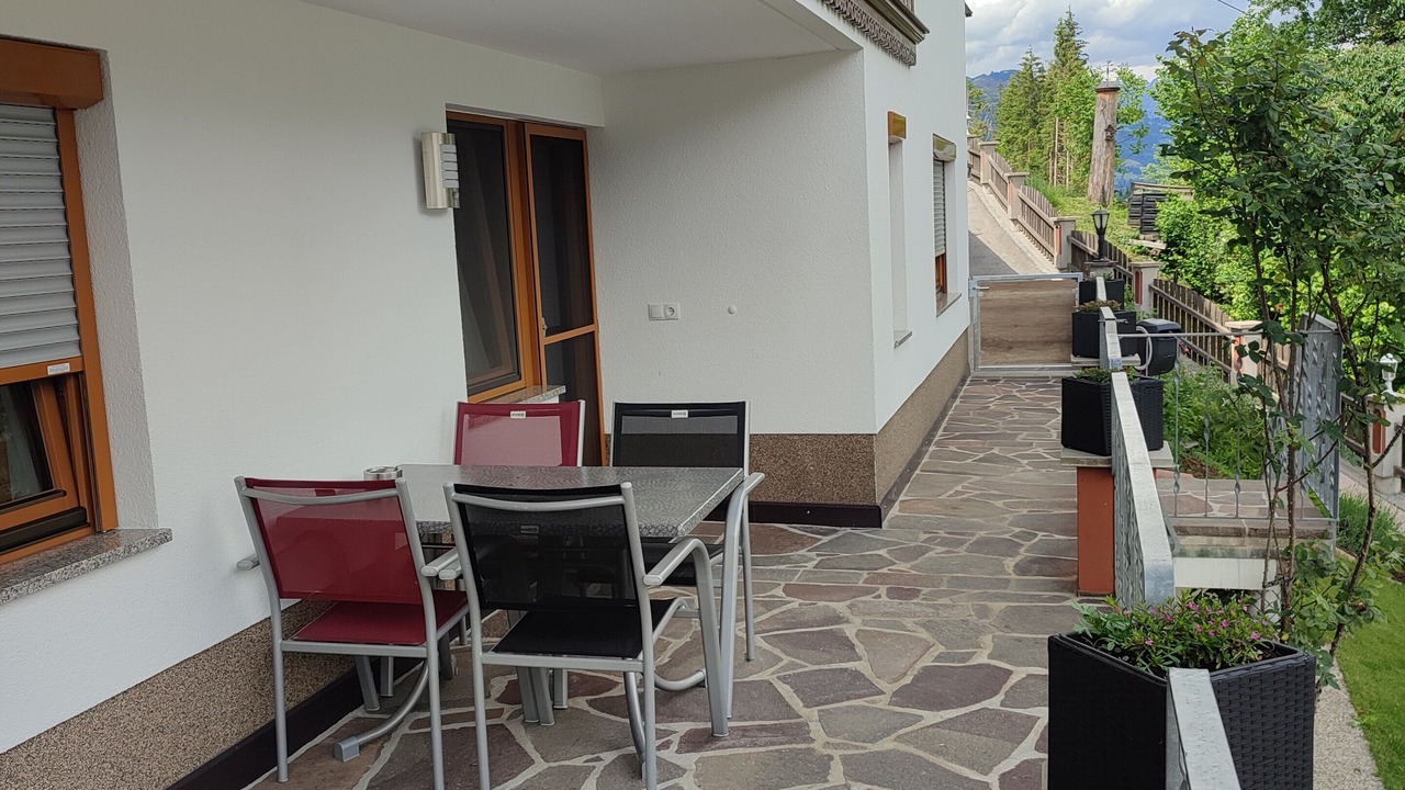 Photo of Outdoor in Emberg