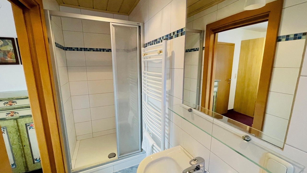 Photo of Bathroom in Unken