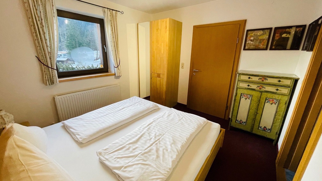Photo of Bedroom in Unken