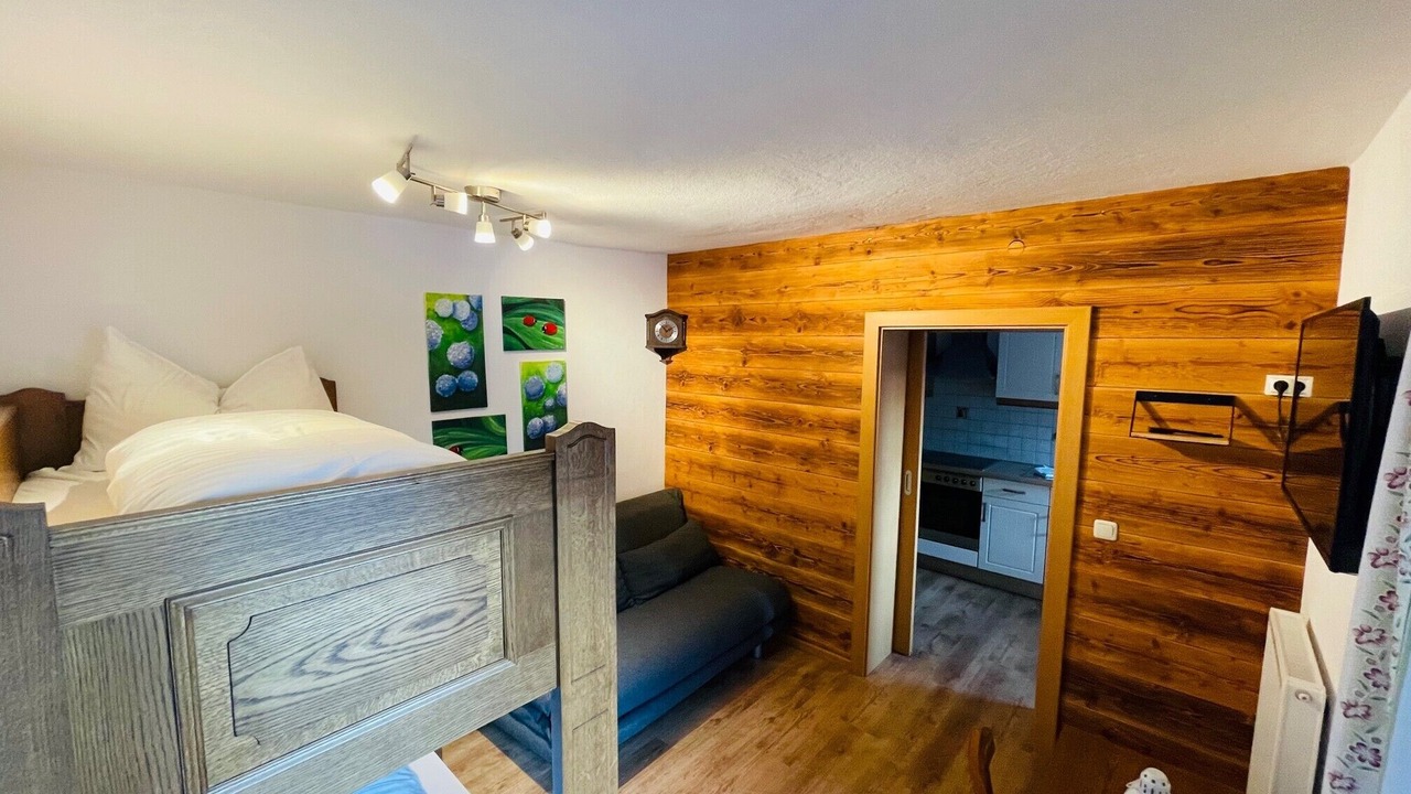Photo of Bedroom in Unken