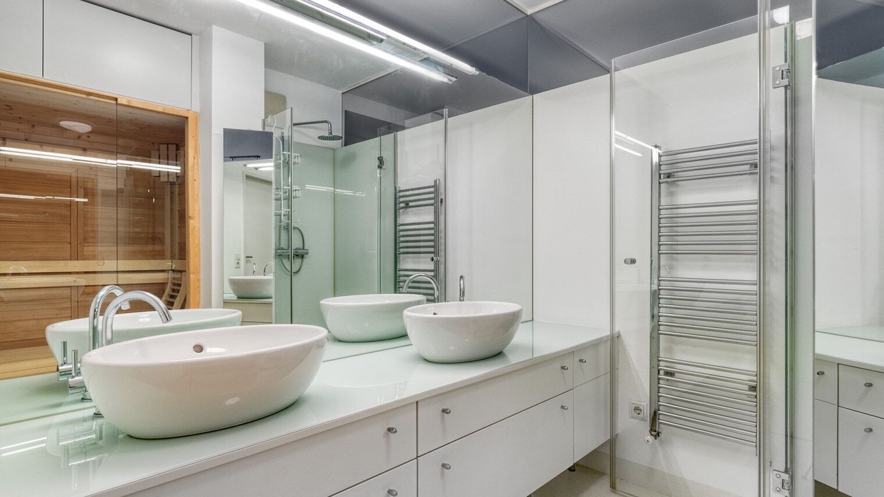 Photo of Bathroom in Funfhaus