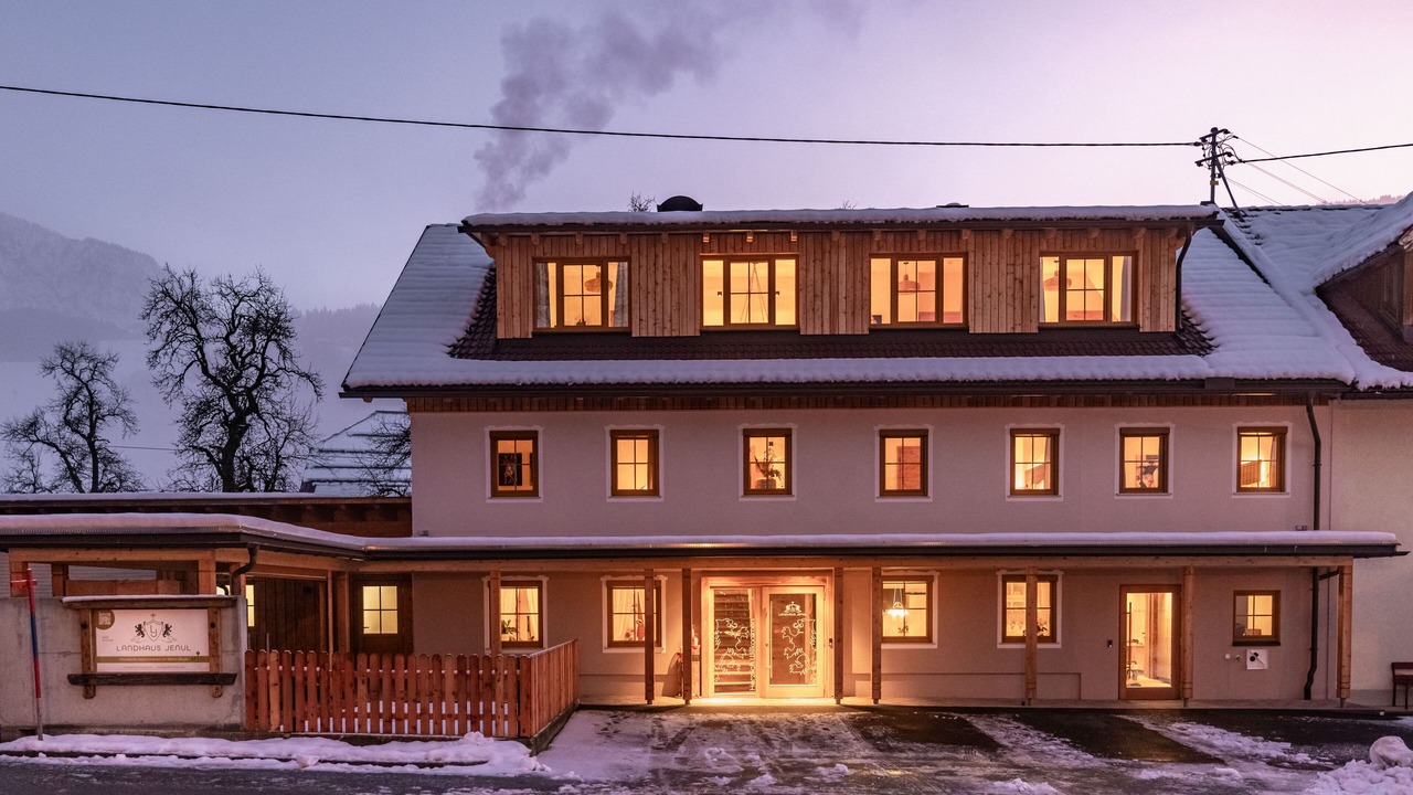 Photo of Outdoor in Tropolach