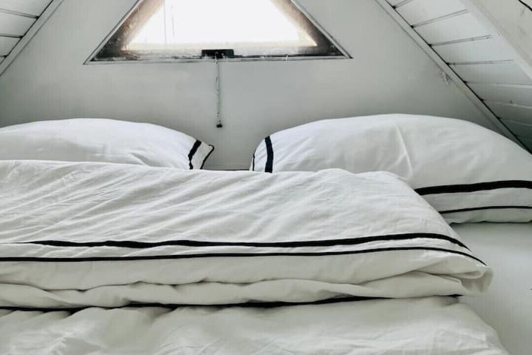 Photo of Bedroom in Rust