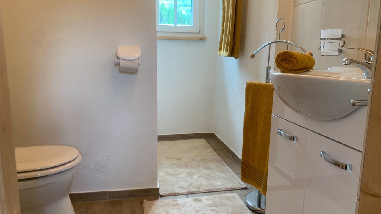 Photo of Bathroom in Krakauhintermuehlen