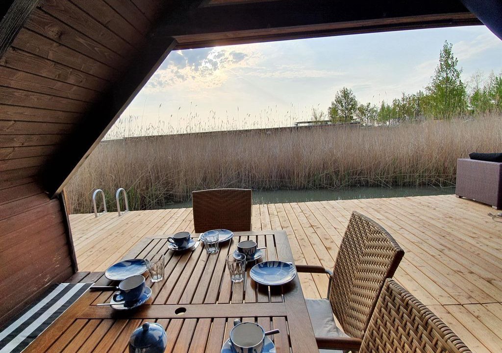 Photo of Outdoor in Rust