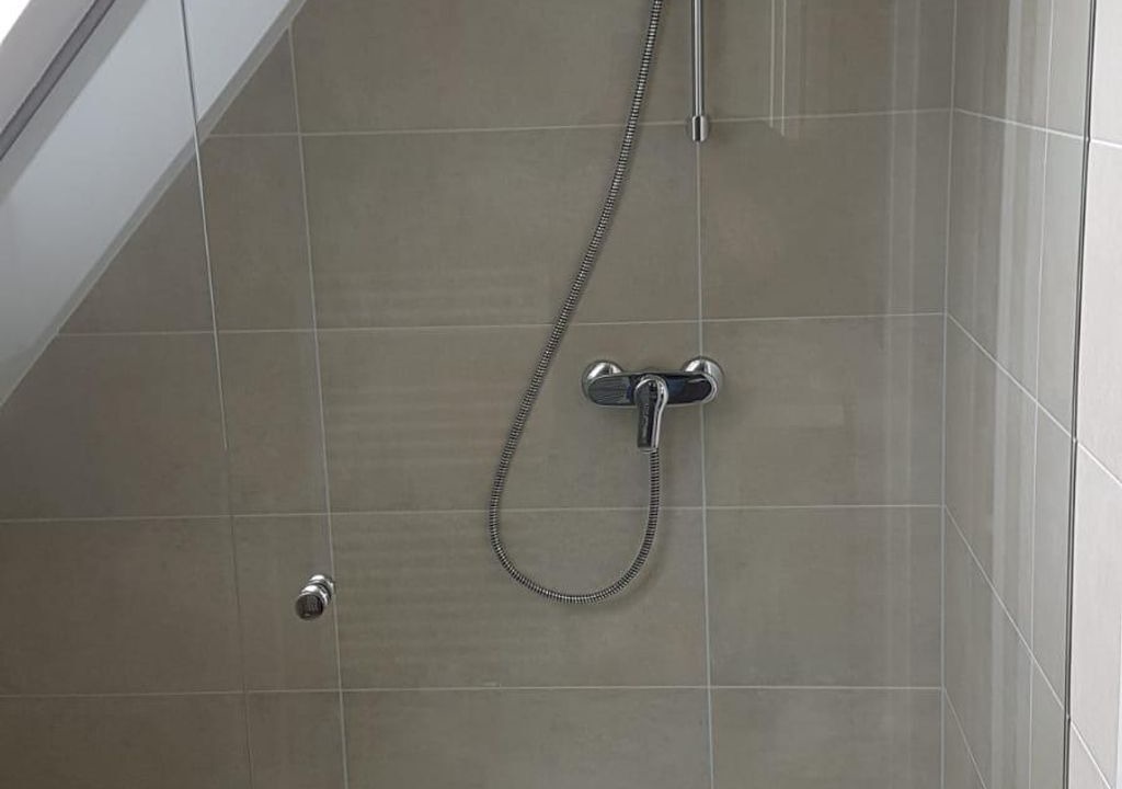 Photo of Bathroom in Rust