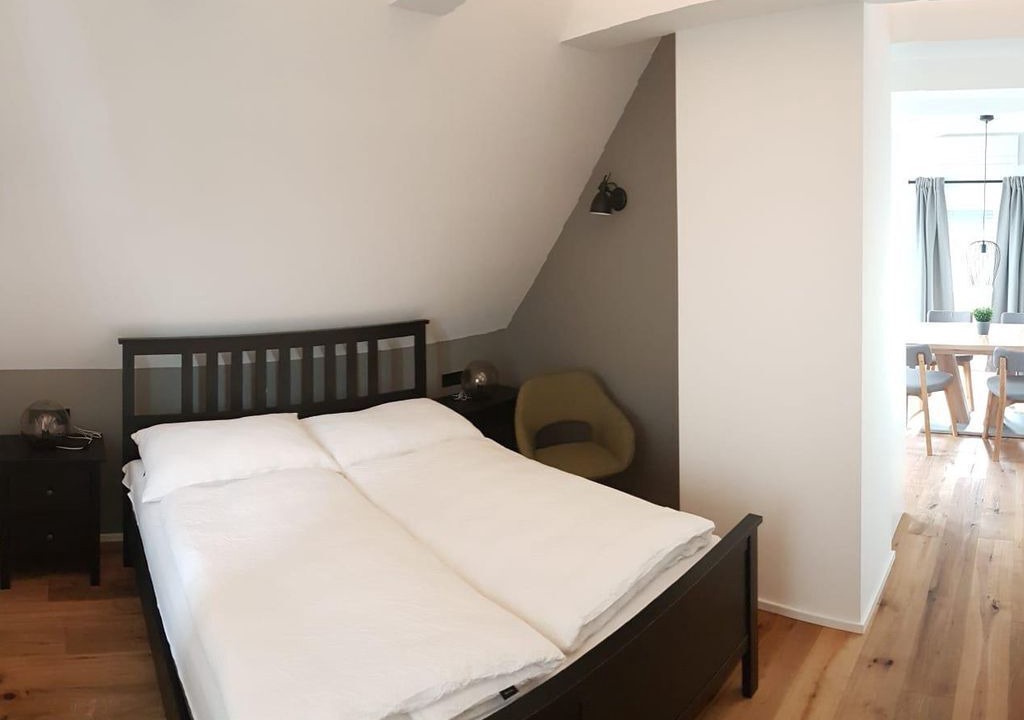 Photo of Bedroom in Rust