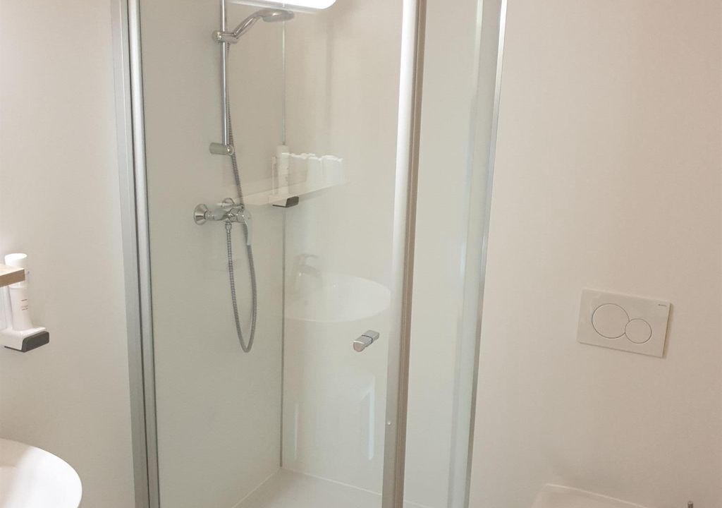 Photo of Bathroom in Rust