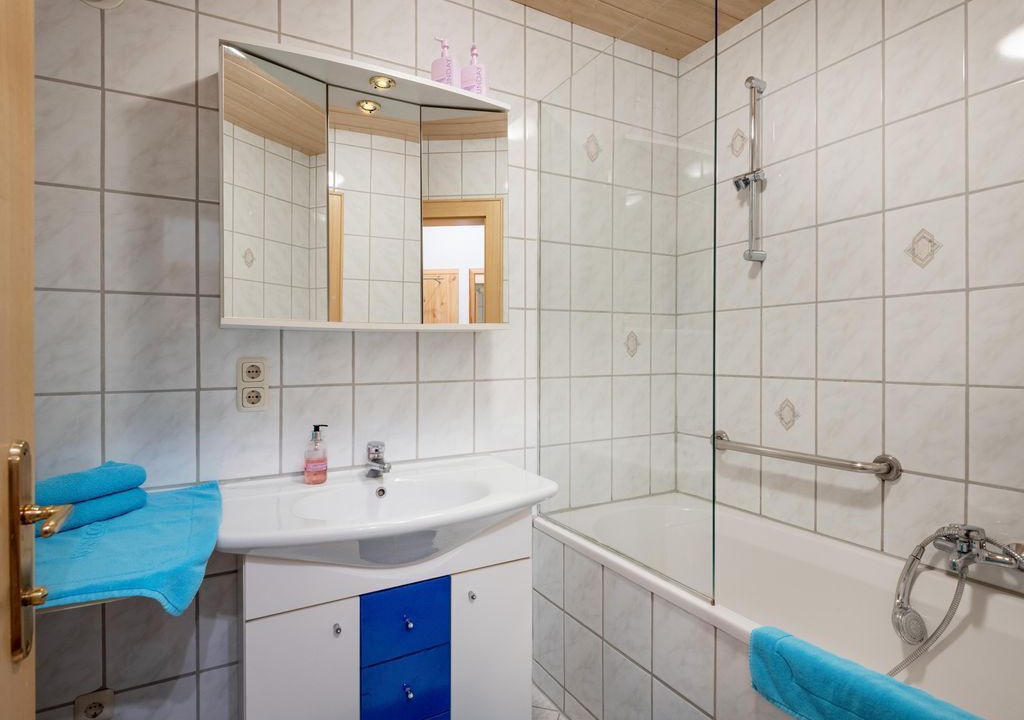 Photo of Bathroom in Soell