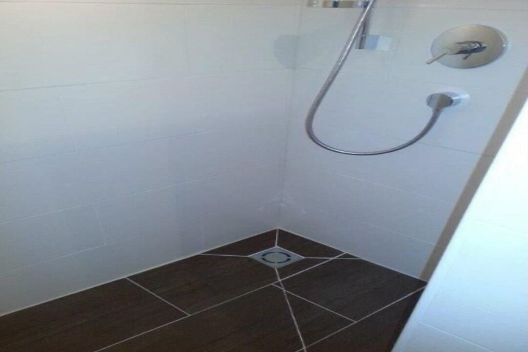 Photo of Bathroom in Emberg