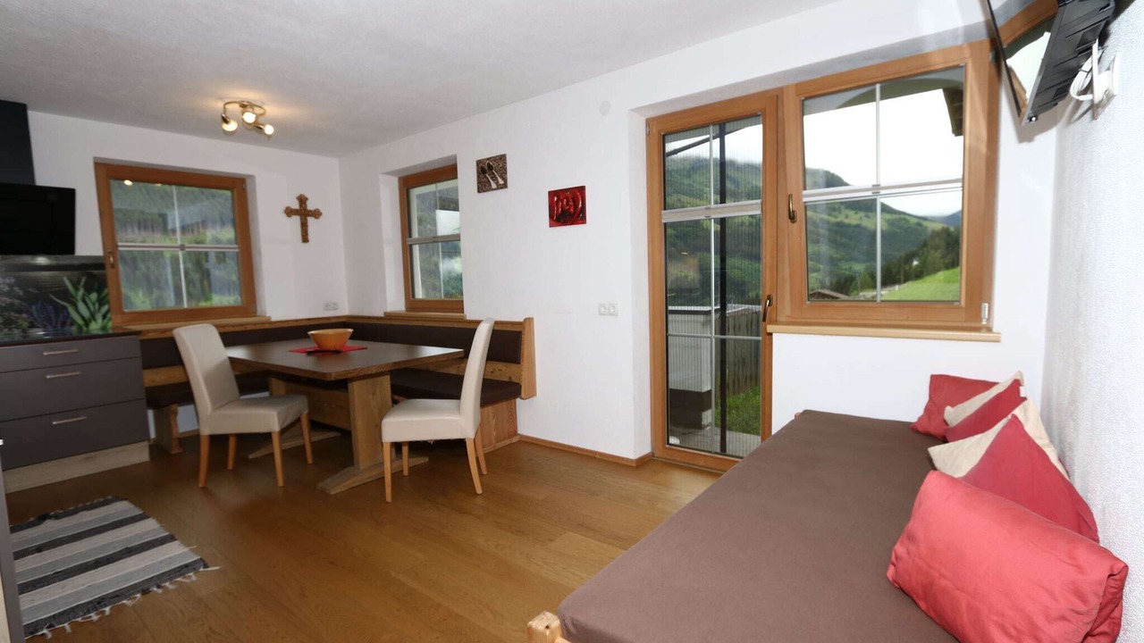 Photo of Livingroom in Fuegenberg