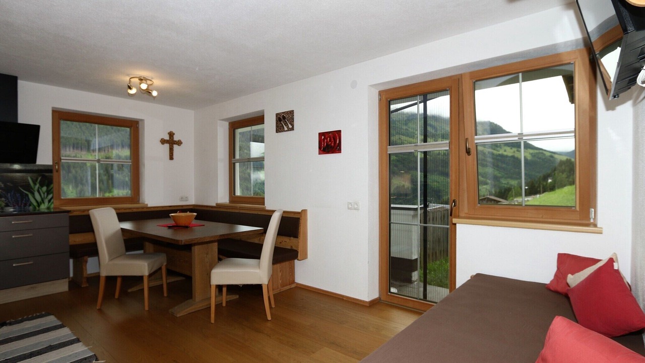 Photo of Livingroom in Fuegenberg