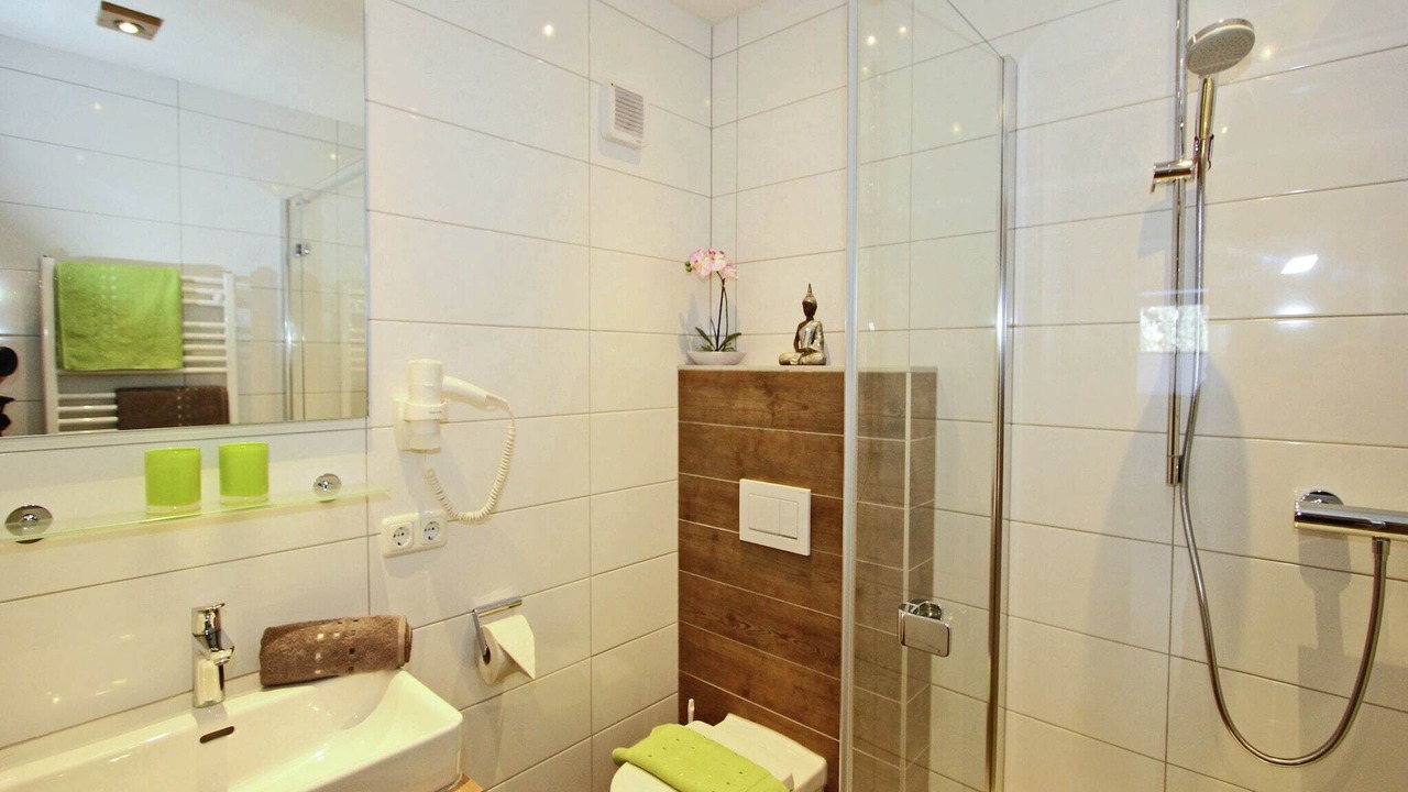 Photo of Bathroom in See