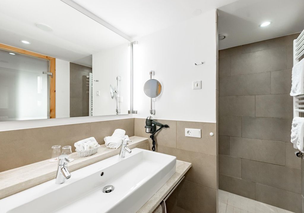 Photo of Bathroom in Mosern