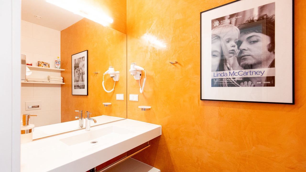 Photo of Bathroom in Neulerchenfeld