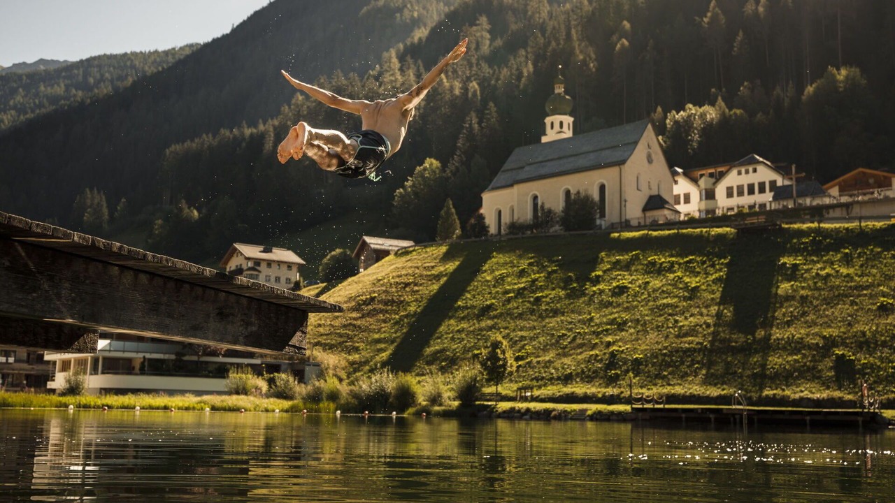 Photo of Outdoor in See