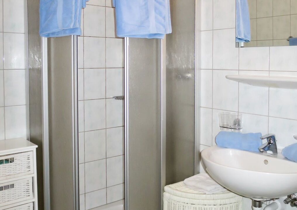 Photo of Bathroom in Emberg