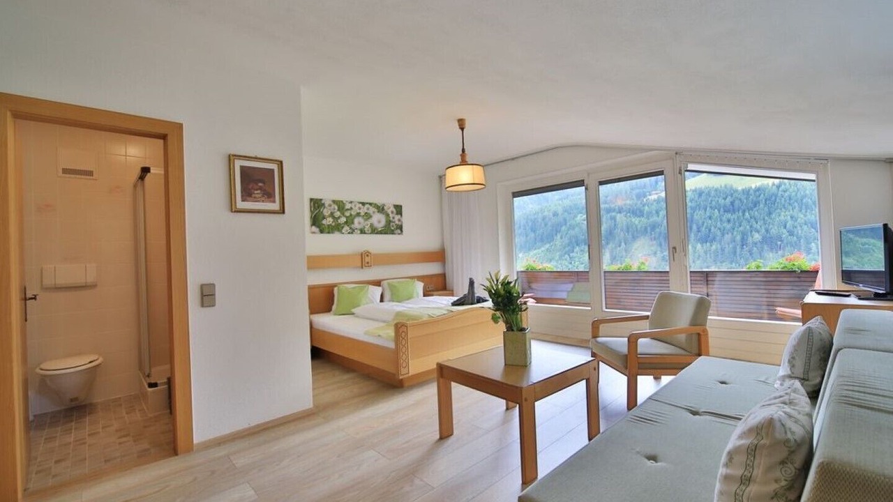 Photo of Bedroom in Abfaltersbach
