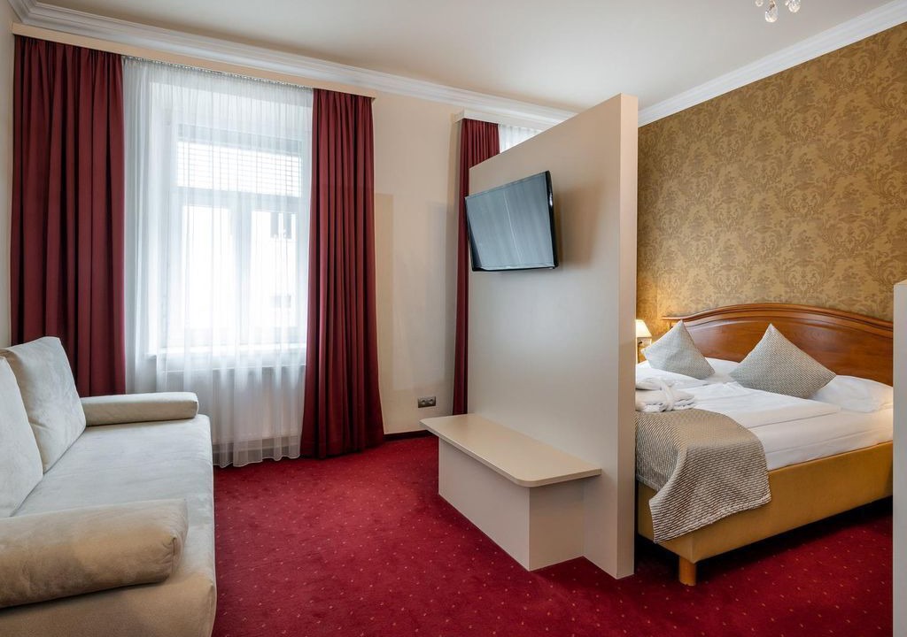 Photo of Bedroom in City Centre Salzburg