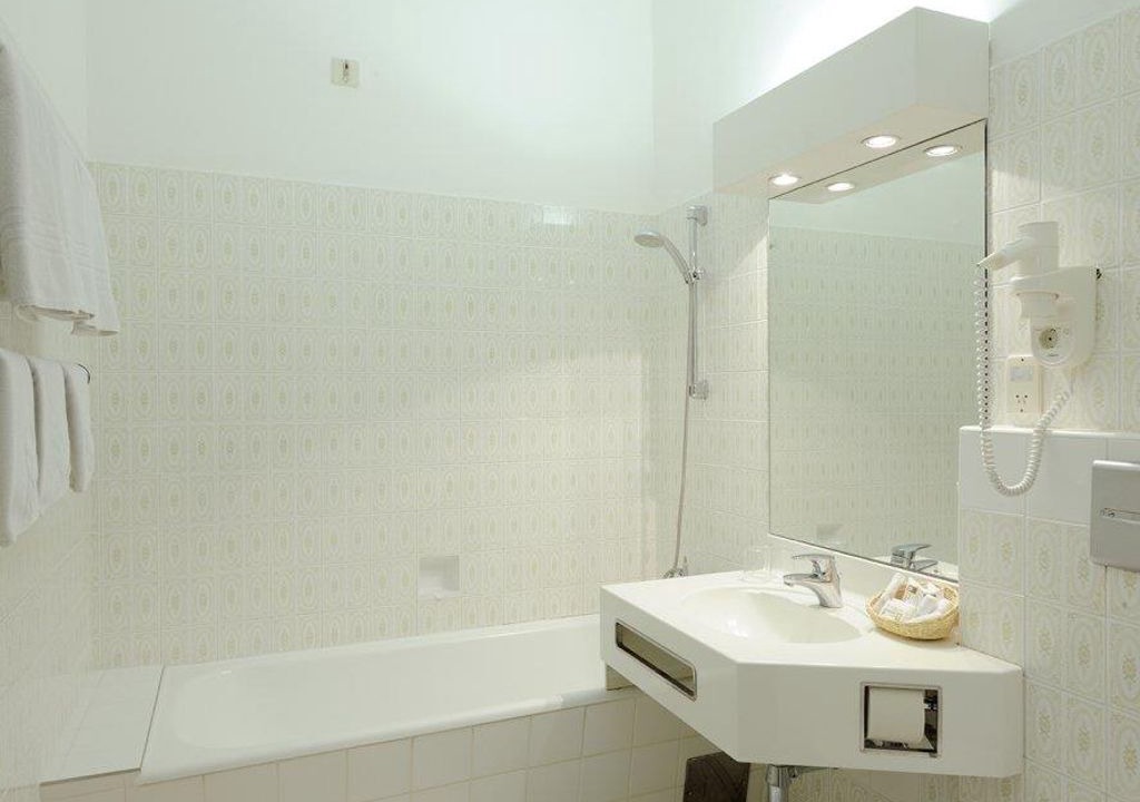 Photo of Bathroom in Elisabeth-Vorstadt