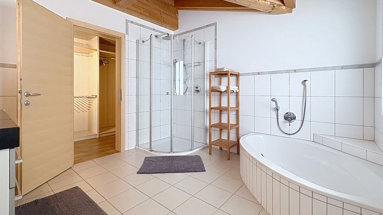 Photo of Bathroom in Fuegen