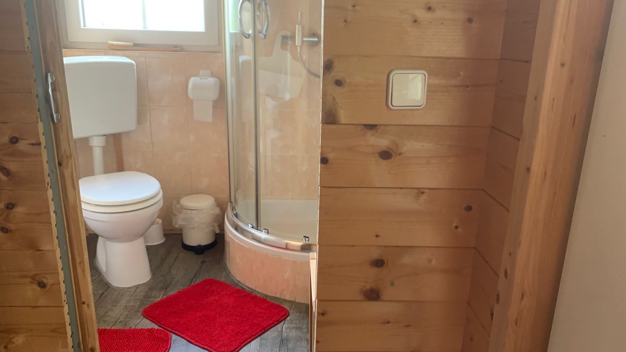 Photo of Bathroom in Krakauhintermuehlen