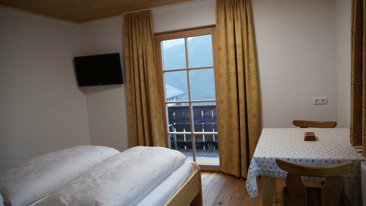Photo of Bedroom in Obertilliach