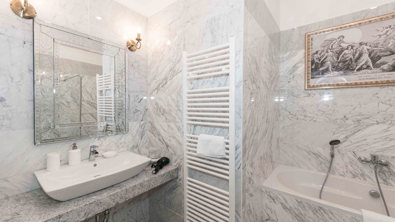Photo of Bathroom in Innere Stadt