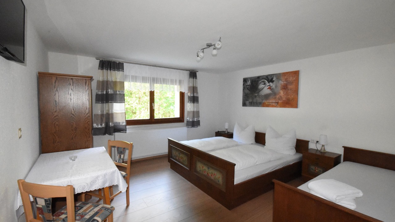 Photo of Bedroom in Partenen