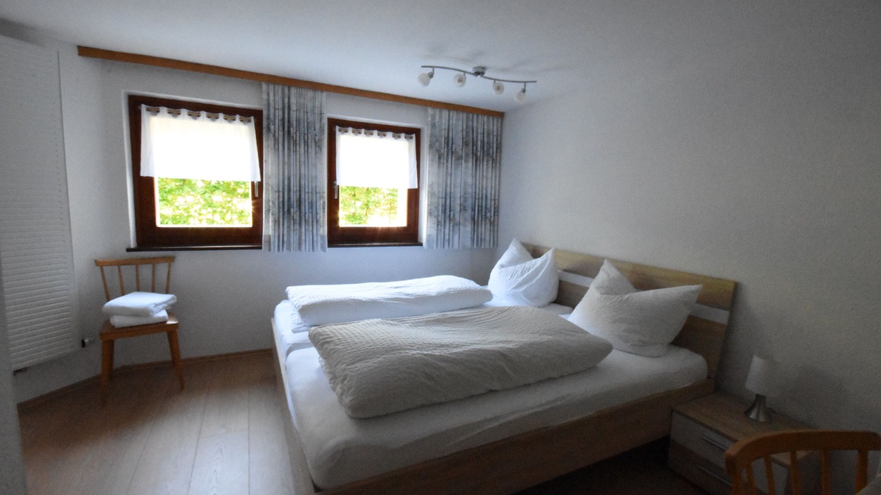Photo of Bedroom in Partenen