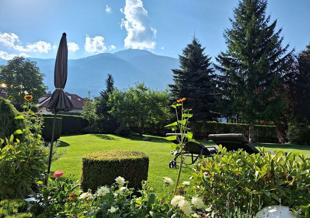 Photo of Outdoor in Lans