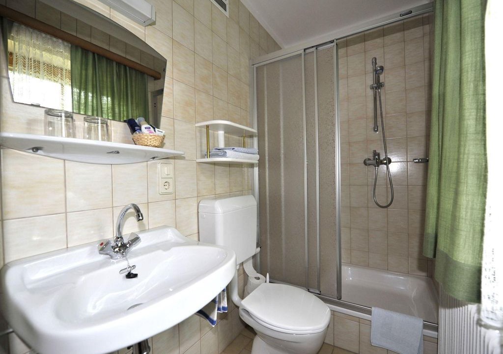 Photo of Bathroom in Lessach