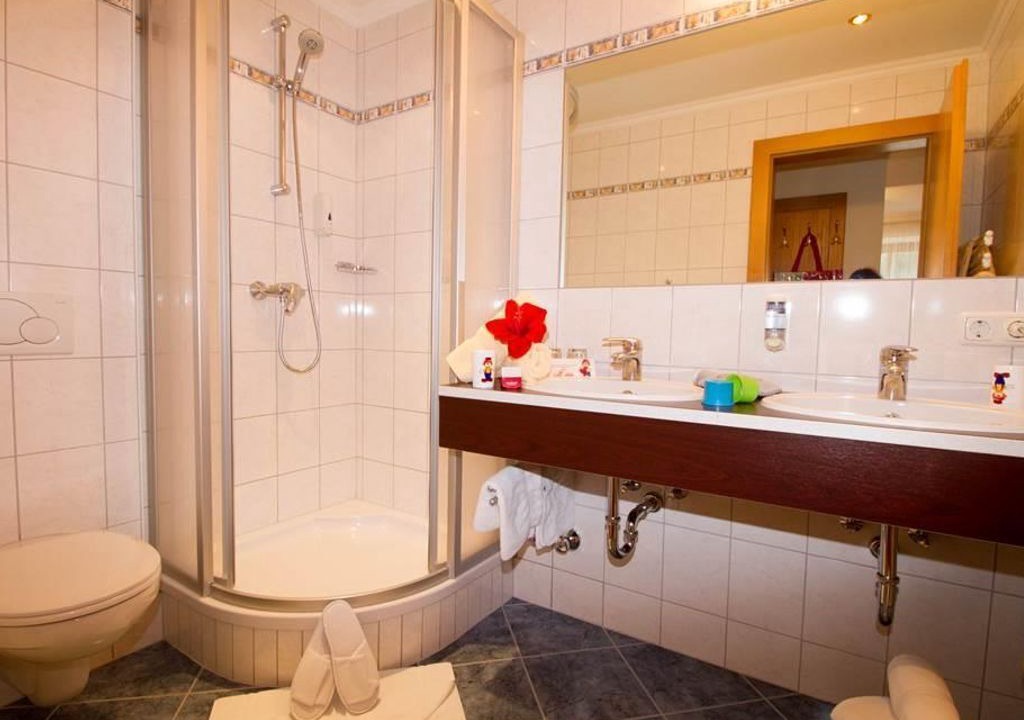 Photo of Bathroom in Huettschlag
