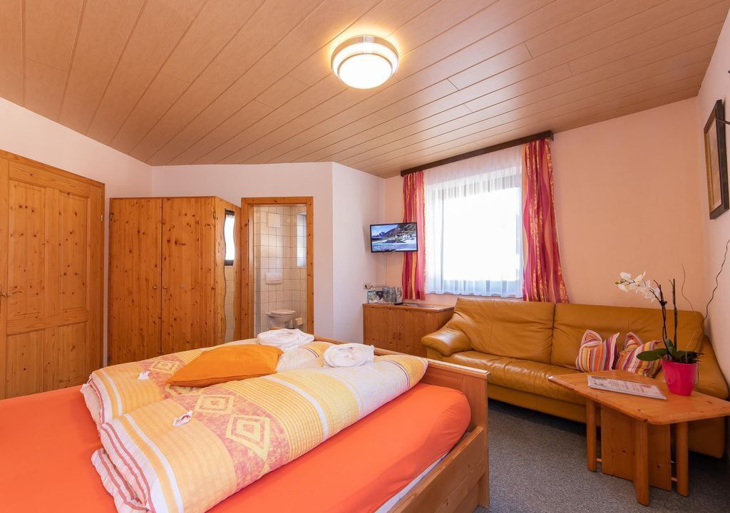 Photo of Bedroom in Woerth