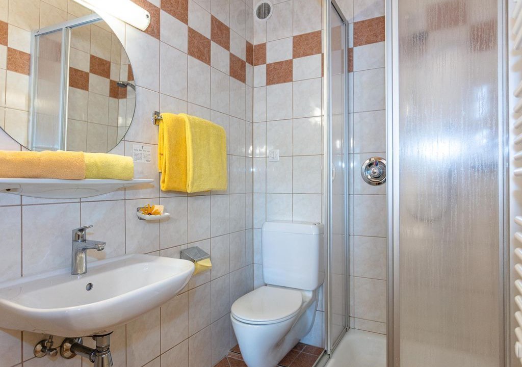 Photo of Bathroom in Lofer