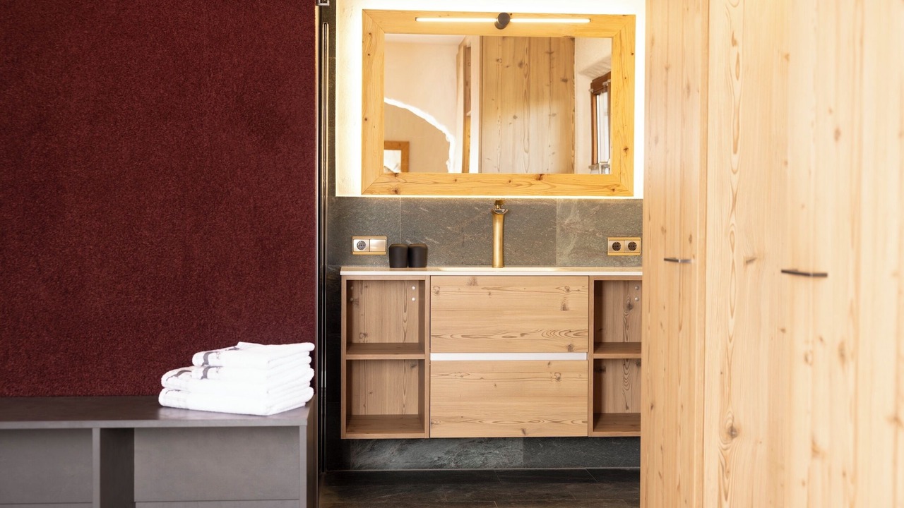 Photo of Bathroom in Emberg