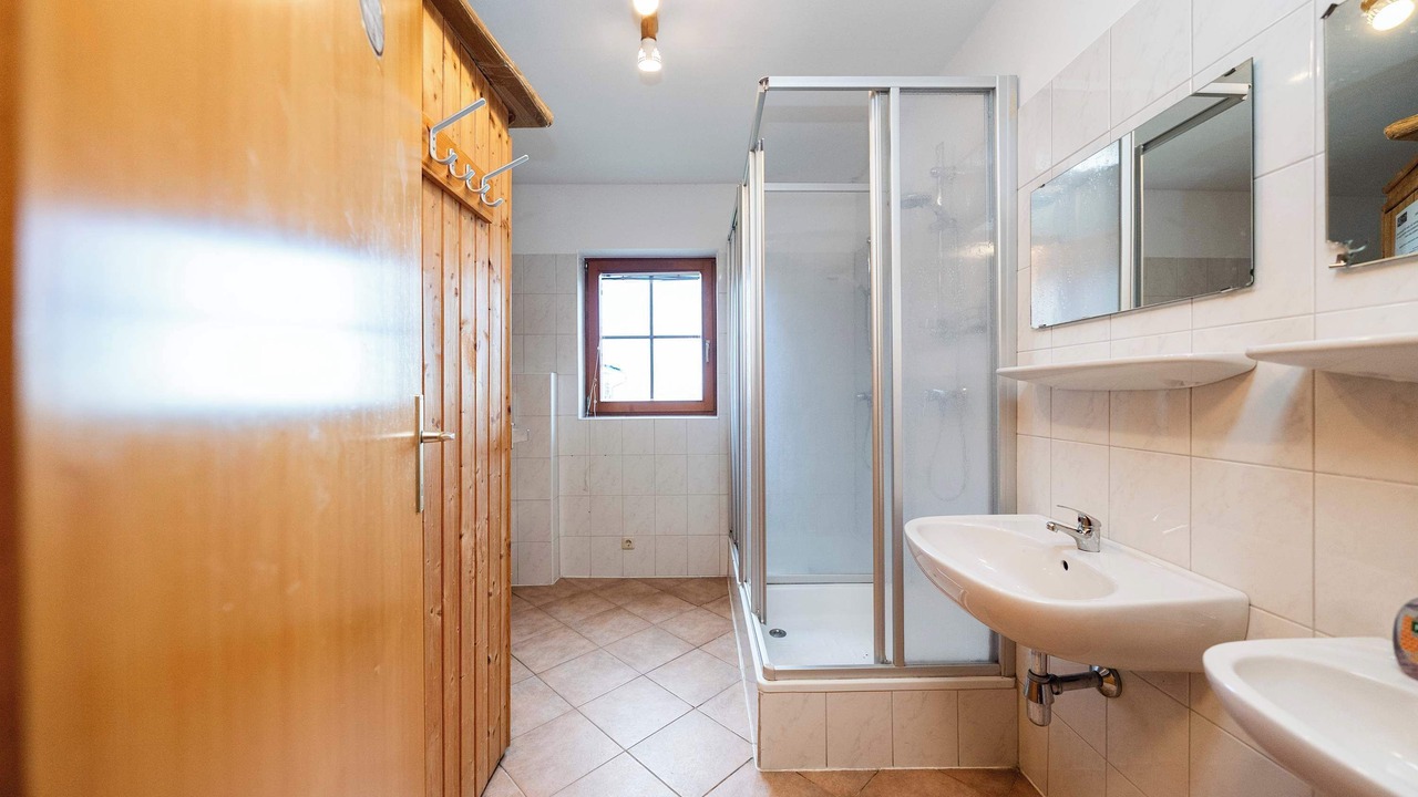 Photo of Bathroom in Ebensee