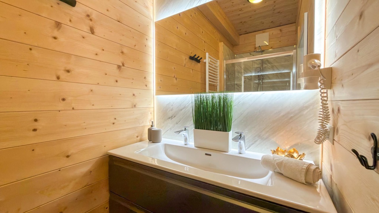 Photo of Bathroom in Jenig