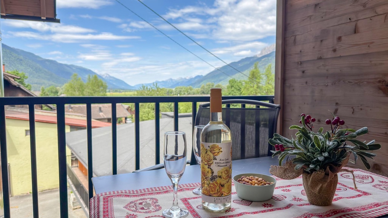 Photo of Patio Balcony in Jenig