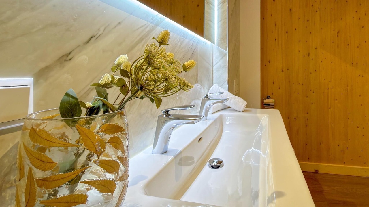 Photo of Bathroom in Jenig