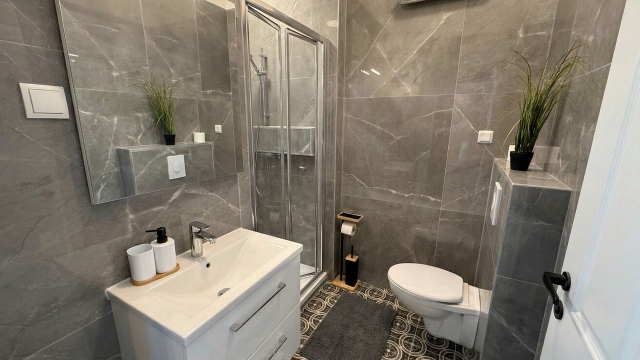 Photo of Bathroom in Neulerchenfeld