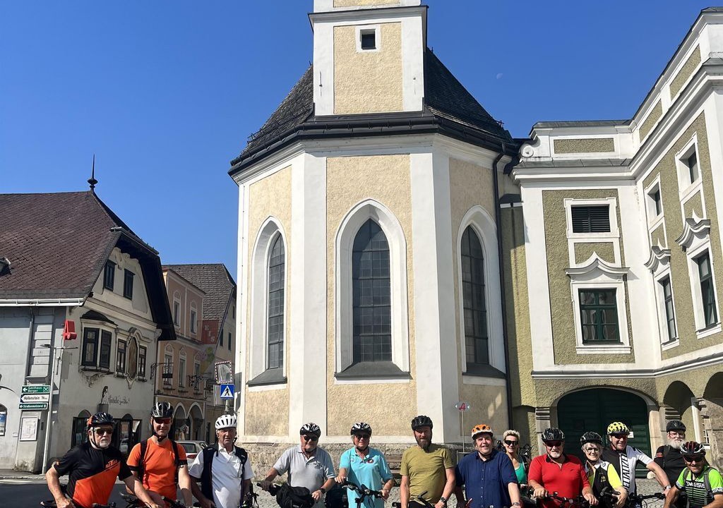 Photo of Others in Weyer