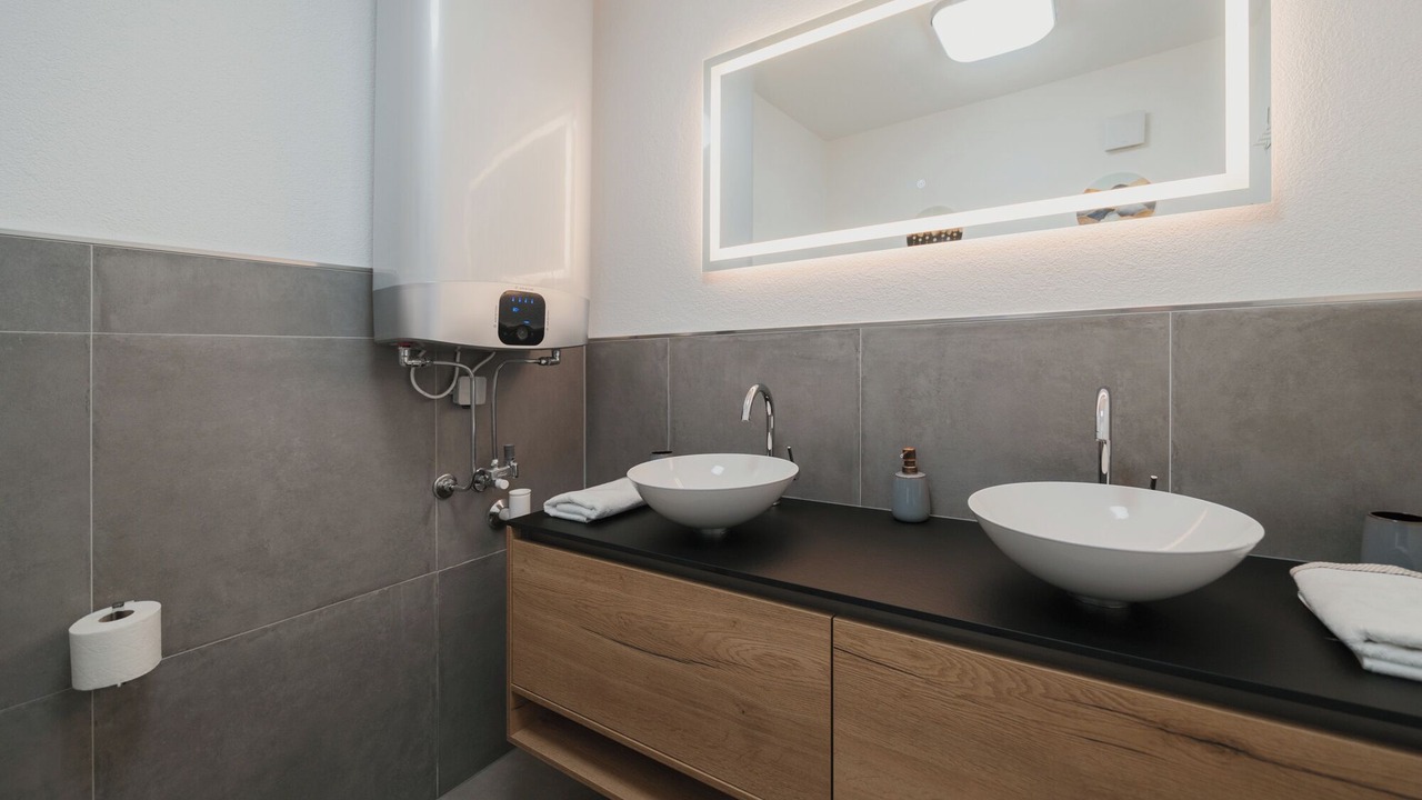 Photo of Bathroom in City Centre Salzburg