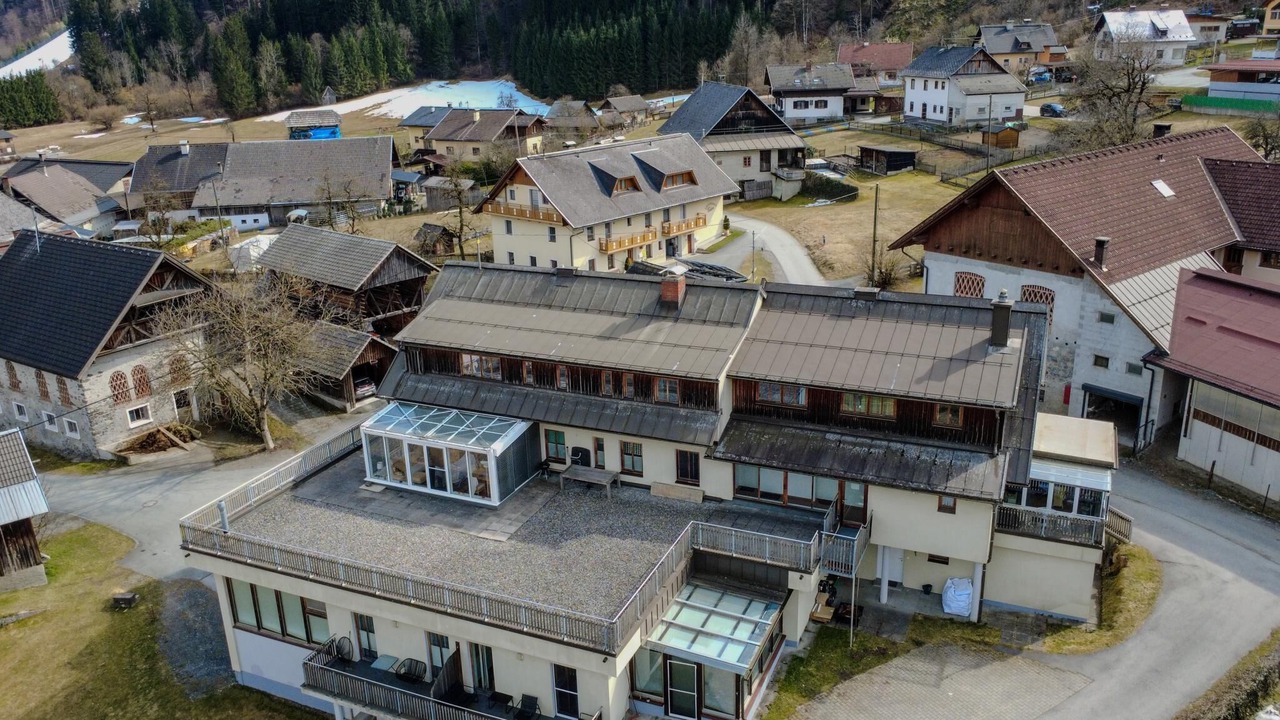 Photo of Outdoor in Tropolach