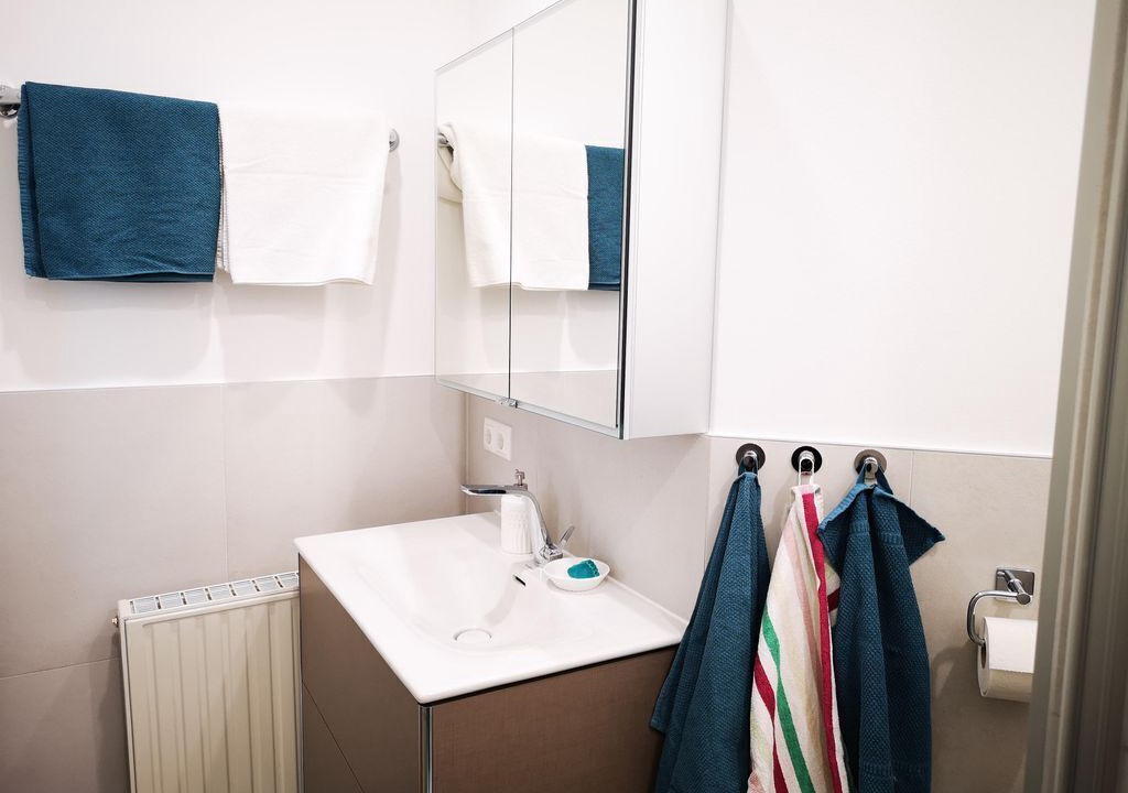 Photo of Bathroom in Anger